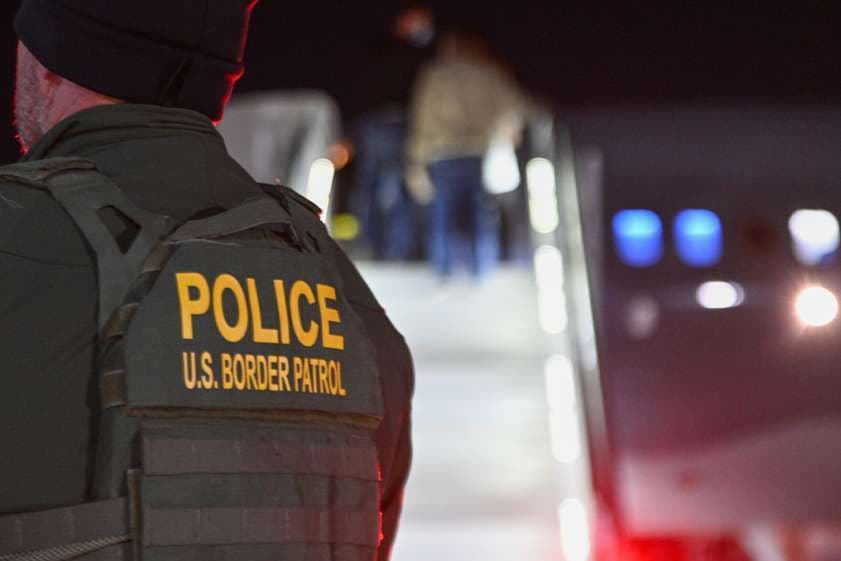 Gunman kills one, wounds two in Dallas ICE facility shooting