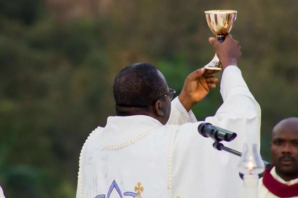 Nigeria churches to hold Easter Vigil Masses in daylight over safety concerns