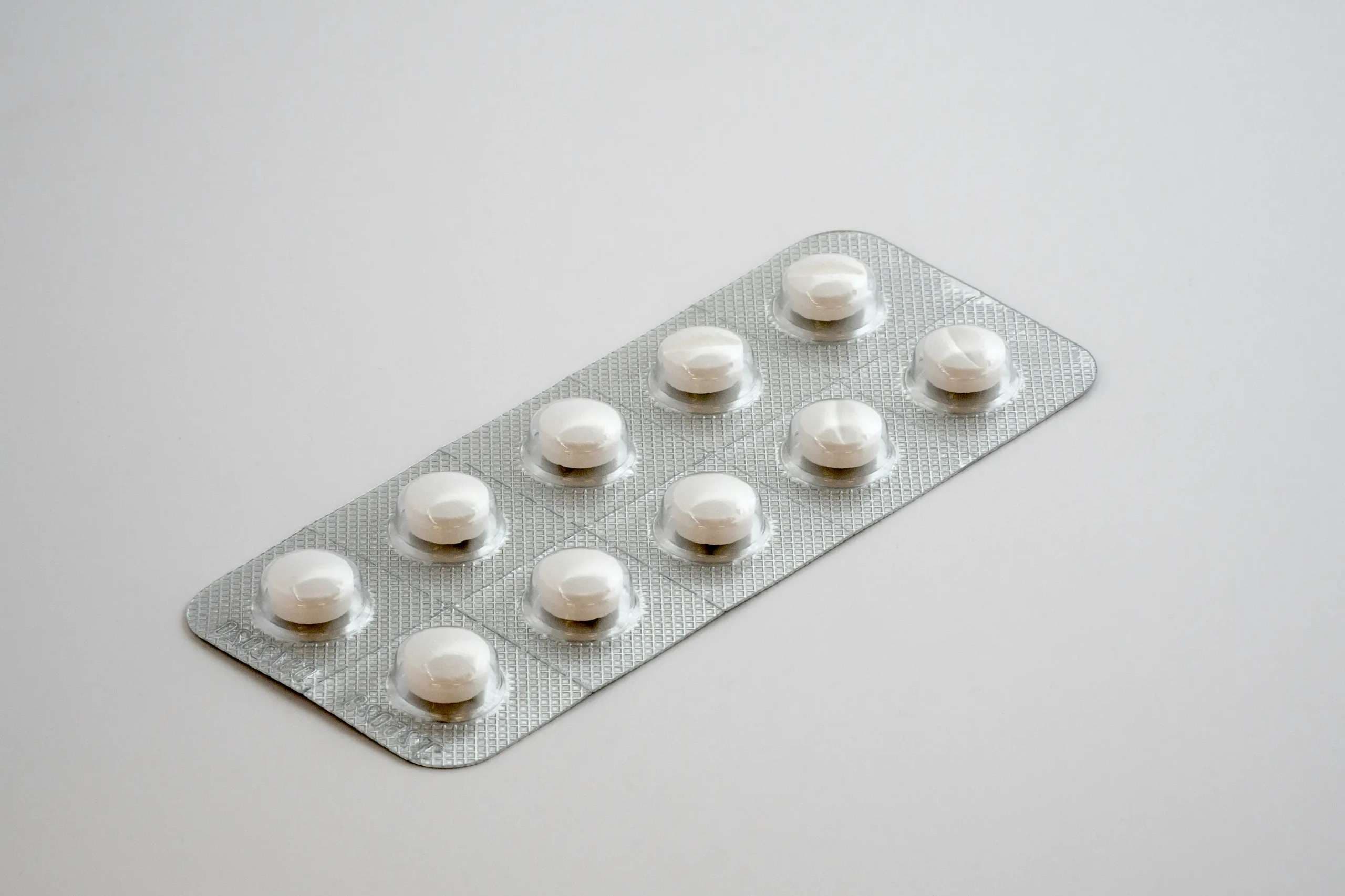 Judge pauses Louisiana lawsuit seeking to restore in-person safeguards for abortion pill as FDA review proceeds