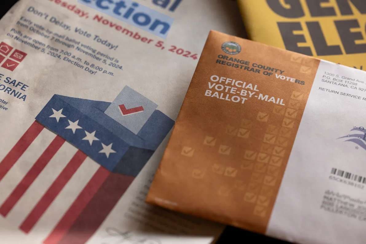 Trump signs executive order restricting mail-in voting ahead of 2026 midterms