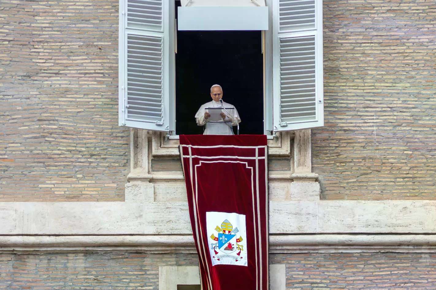 Pope Leo renews call for peace in Ukraine, urges faithful to turn off phones for Lent