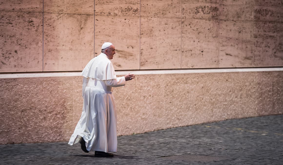 Pope pens surprise letter to US bishops criticizing Trump’s immigration initiatives