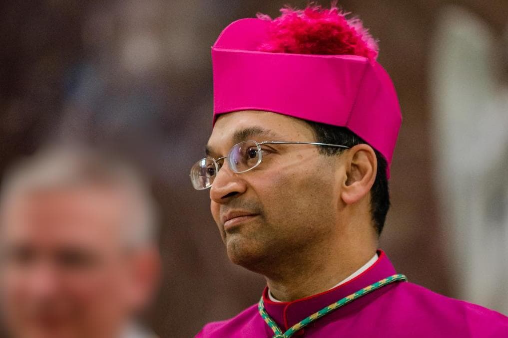 Bishop visits prison, tells the incarcerated to be ‘light to the nations'