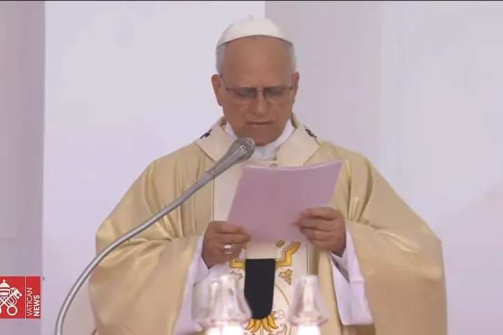 Pope Leo XIV urges unity and hope in Angola, clarifies response to Trump