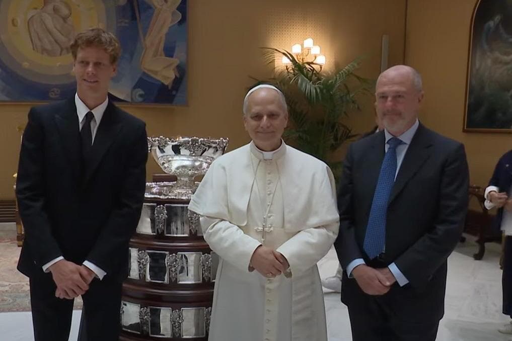 Tennis champion Jannik Sinner visits Pope Leo at Vatican