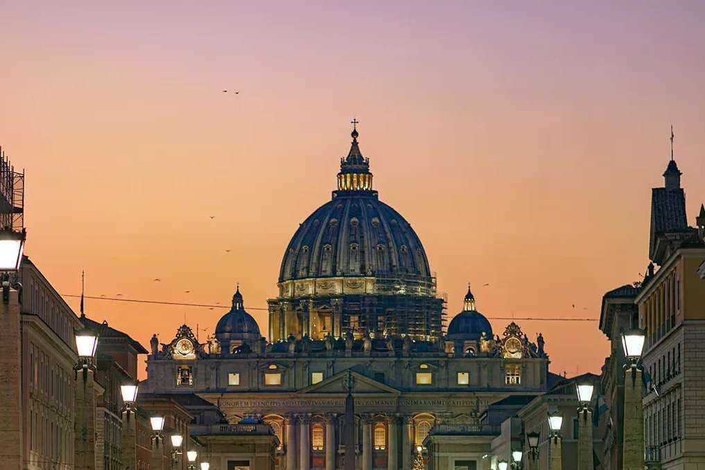 Vatican doctrinal chief meets with SSPX superior general, path of dialogue offered