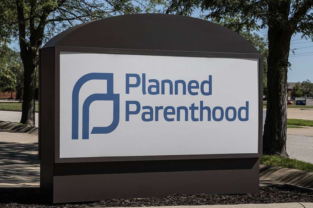 Planned Parenthood’s latest pivot: Affiliates add cosmetic services to offset funding cuts