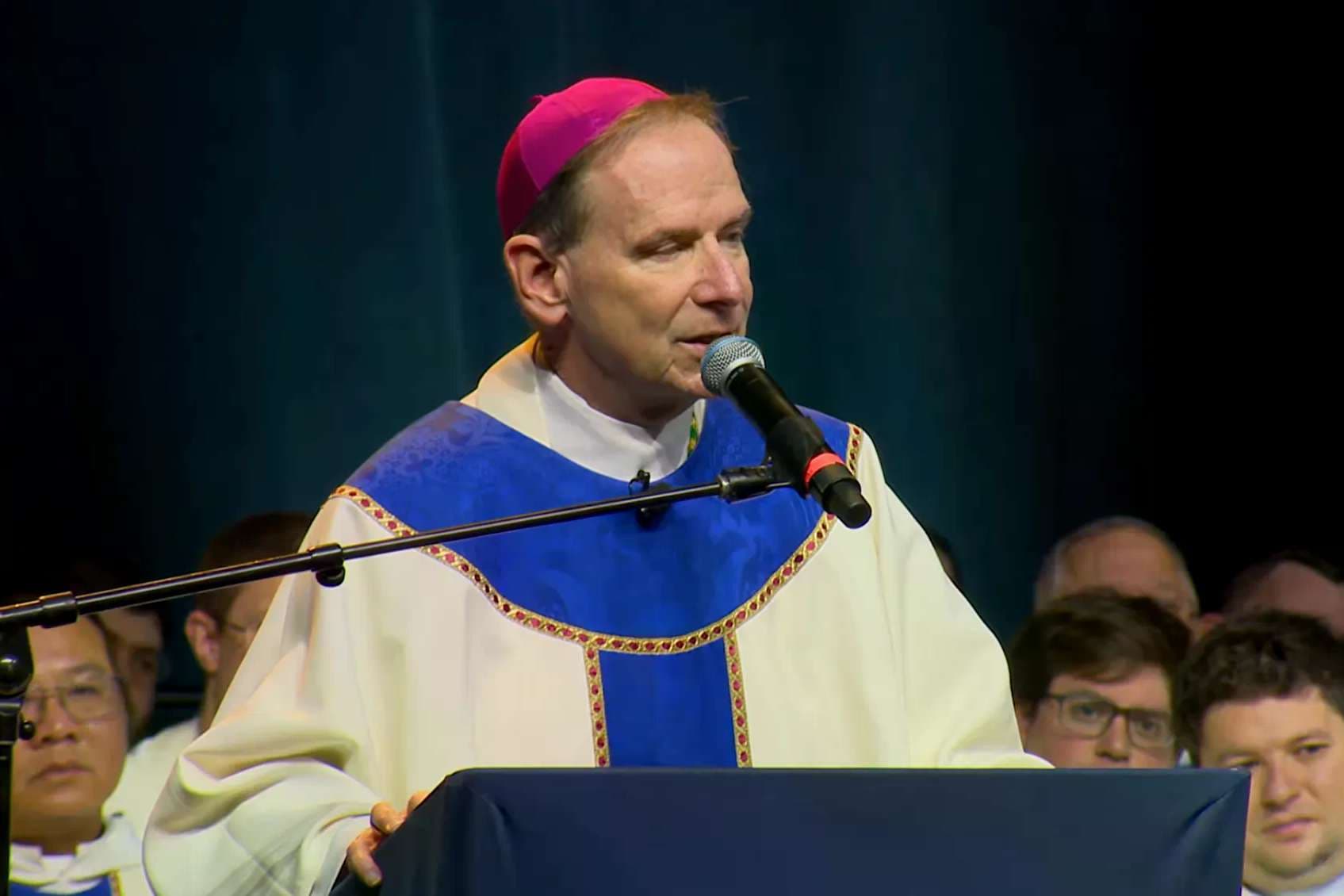 Arlington bishop joins Pope Leo, US bishops in appeal for peace after Iran strikes