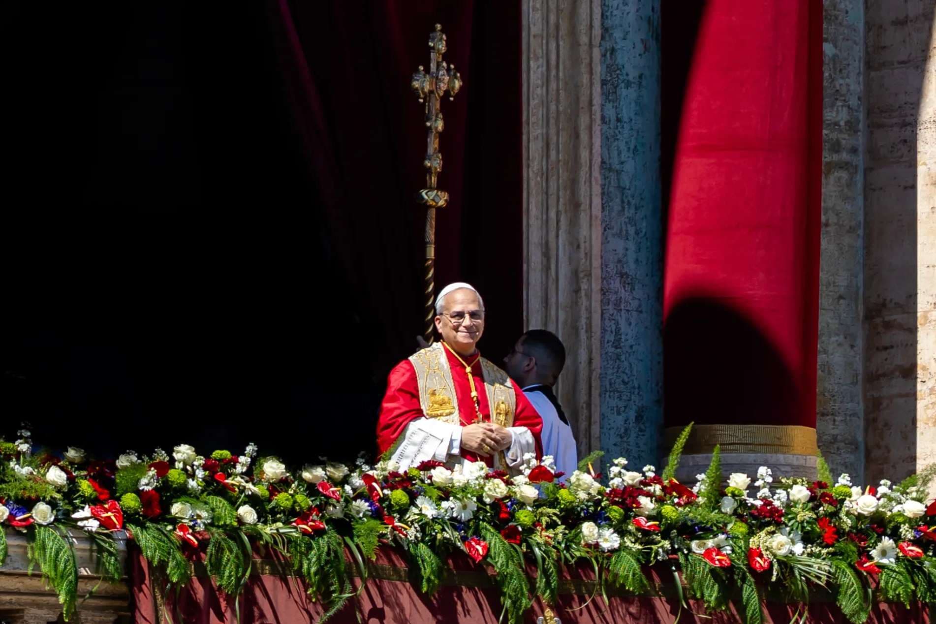 Pope Leo warns of 'thieves' who rob life of joy, peace on Good Shepherd Sunday