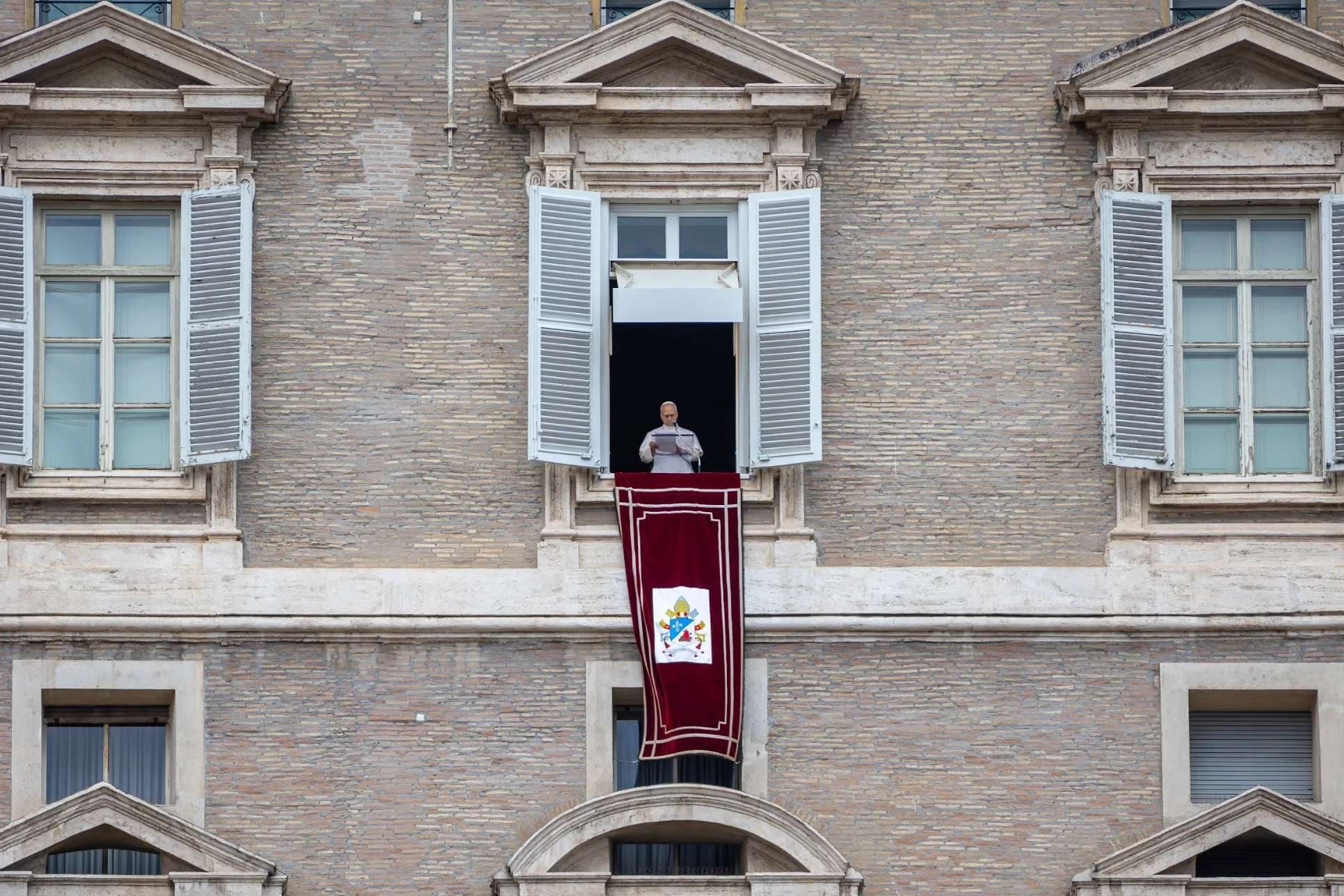 Pope Leo reflects on the Trinity as "home" for the human heart