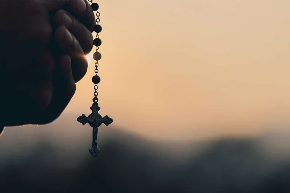 Knights of Columbus, 2 archbishops lead halftime Rosary during Army-Navy Game