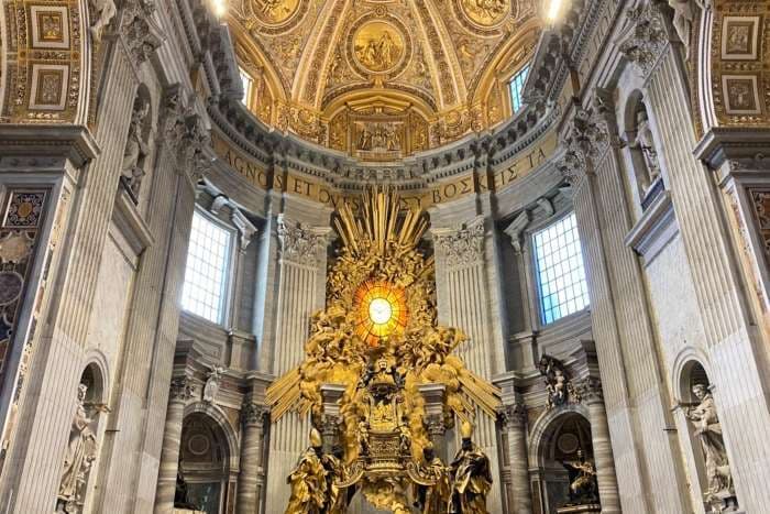 More than a relic: Understanding the spiritual power of St. Peter’s chair with Pope Benedict XVI