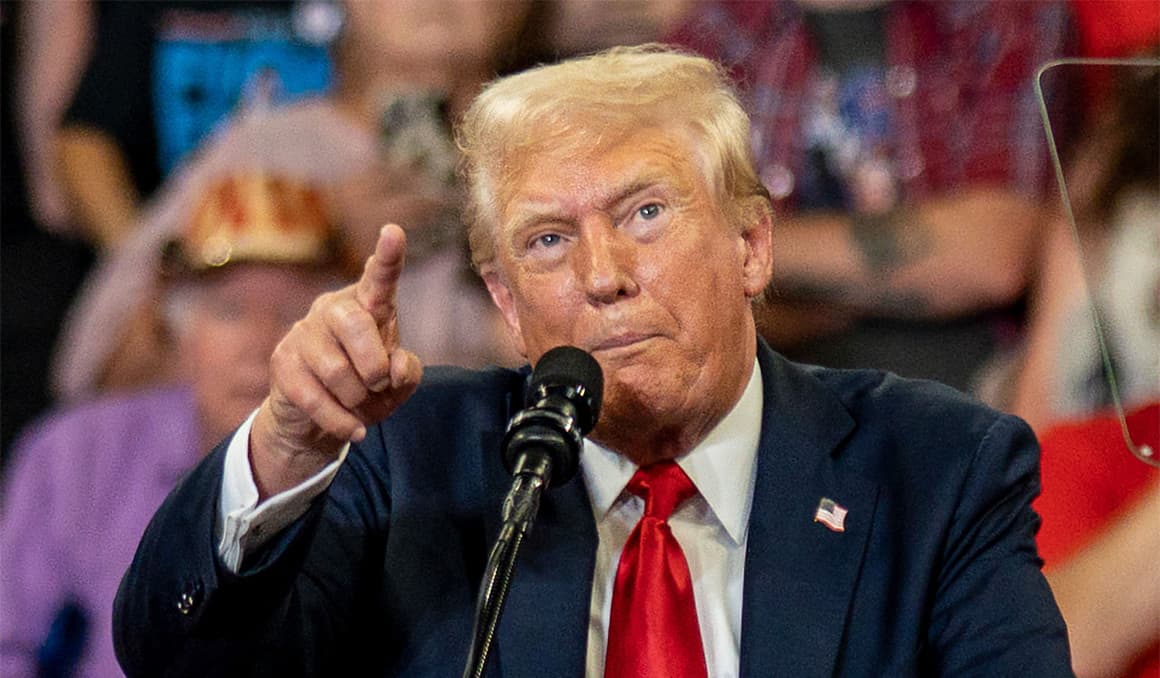Trump confronts FEMA, other officials while visiting California, North Carolina disaster victims