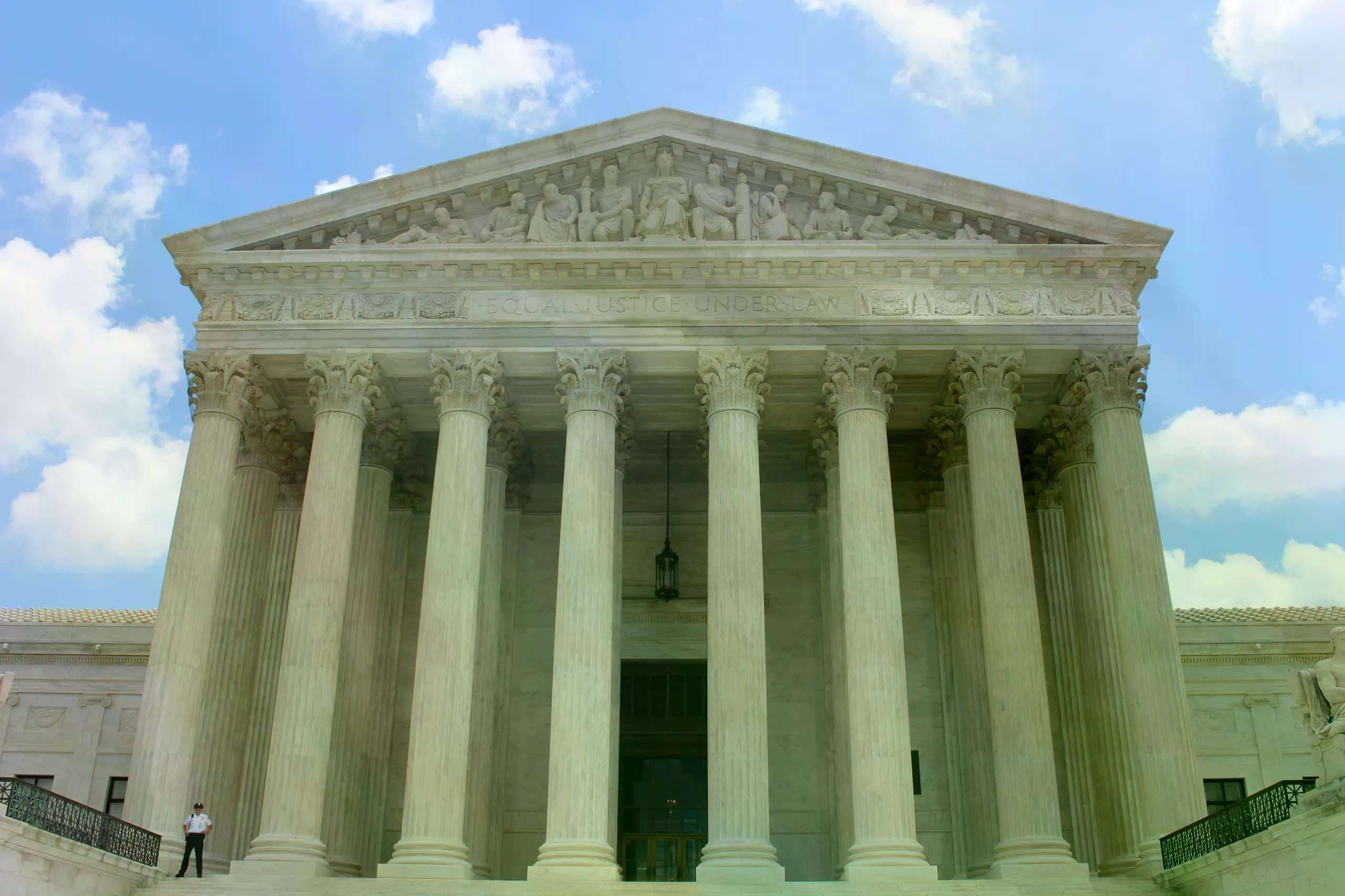 Supreme Court unanimously sides with government in immigration dispute