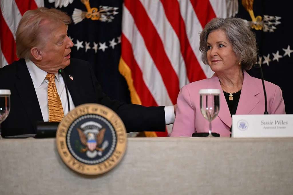 White House chief of staff diagnosed with early-stage breast cancer