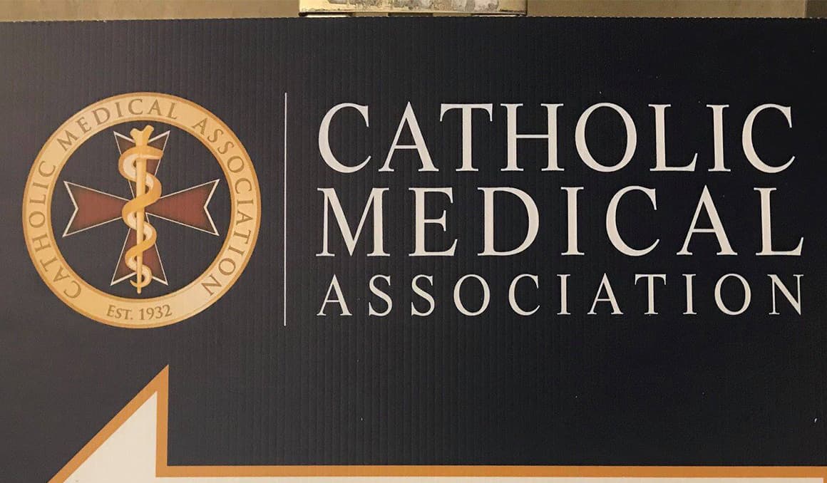 Summer boot camp equips Catholic medical students with training on bioethics issues