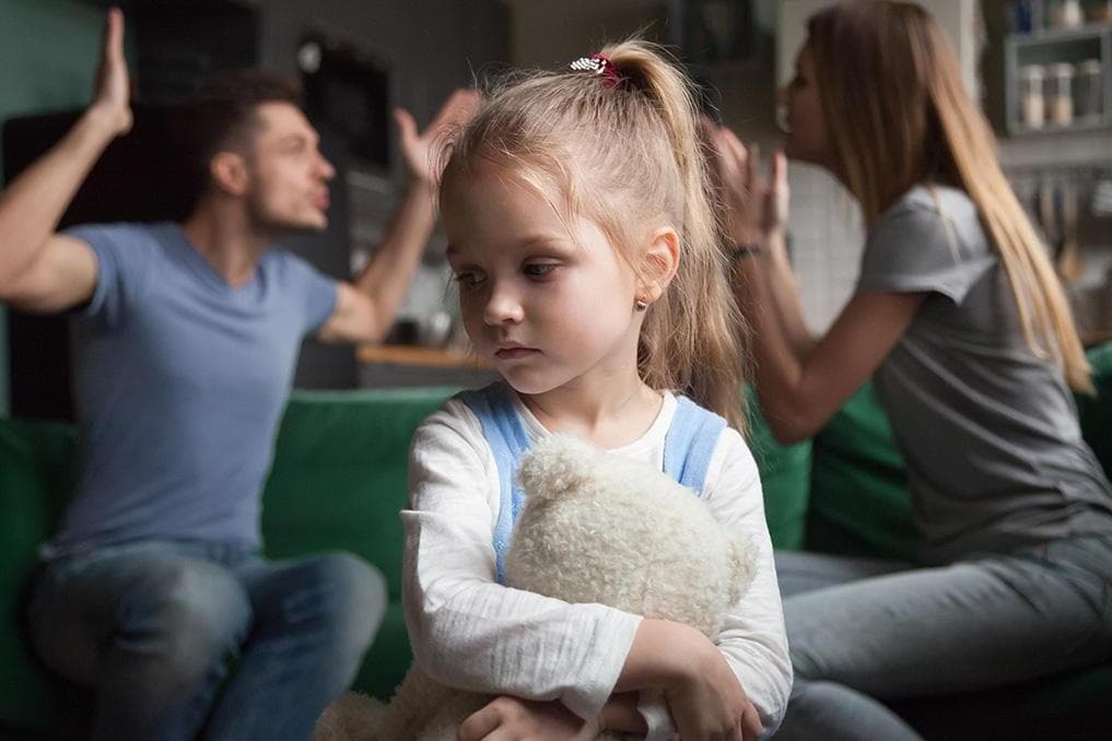 Researchers explore long-term effects of early parental divorce