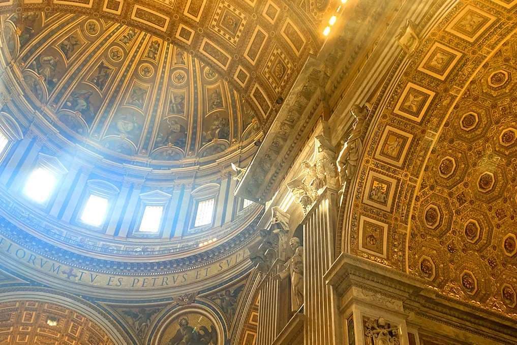 Pope Leo meets with Chaldean Church members as they prepare for Patriarch election