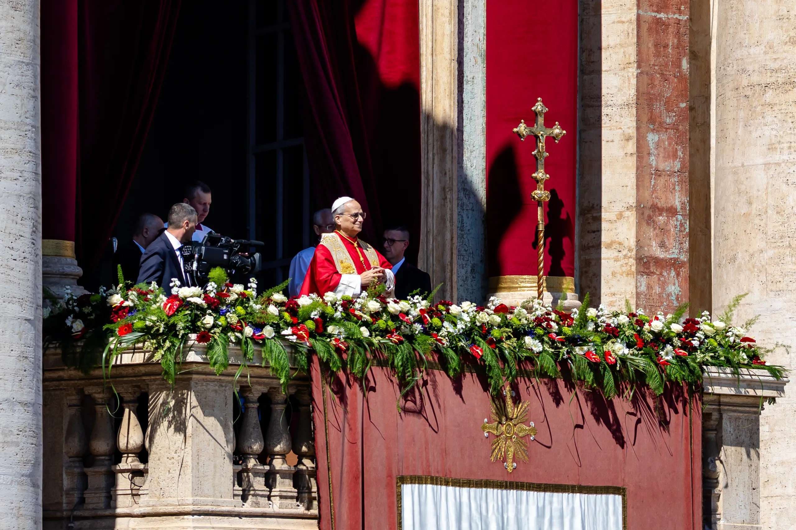 Pope Leo emphasizes universal call to holiness at general audience