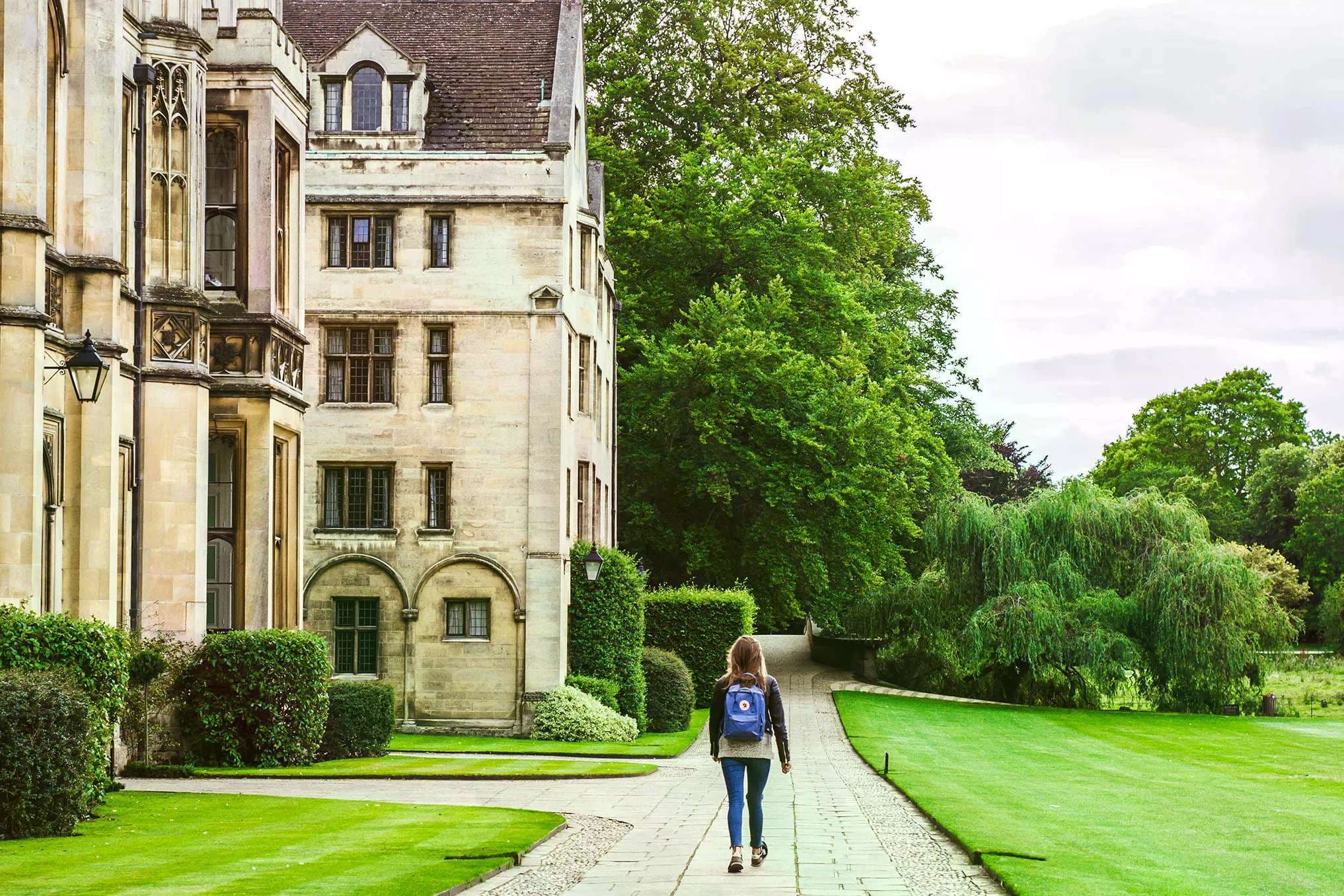 Beyond the tour: Your guide to getting the most out of a college visit